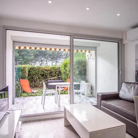 Warm 24m With Garden And Terrace Apartment *